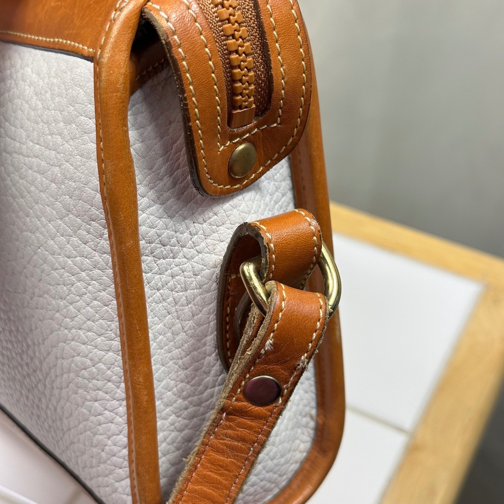 Dooney & Bourke Crossbody Bag Women Small White Tan Leather Vintage Excellent - Picture 9 of 15
